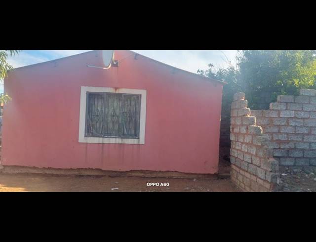 2 BEDROOM HOUSE FOR SALE IN PALM RIDGE